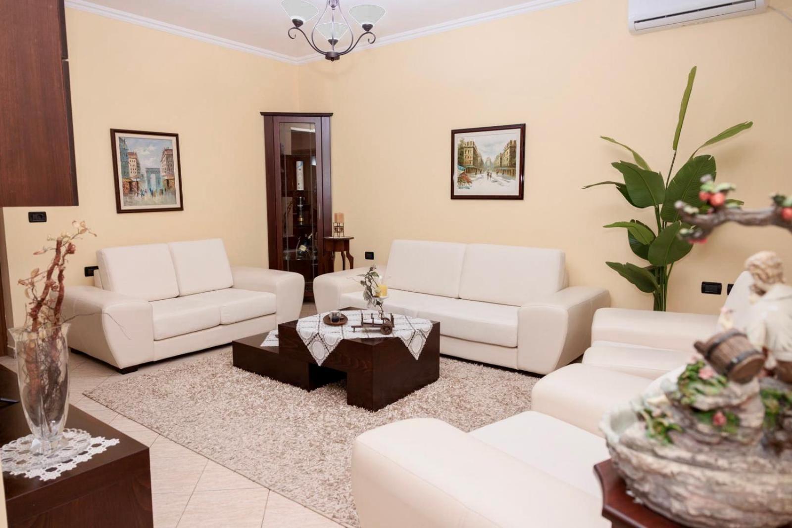 Heart Of Tirana Villa Εξωτερικό φωτογραφία
